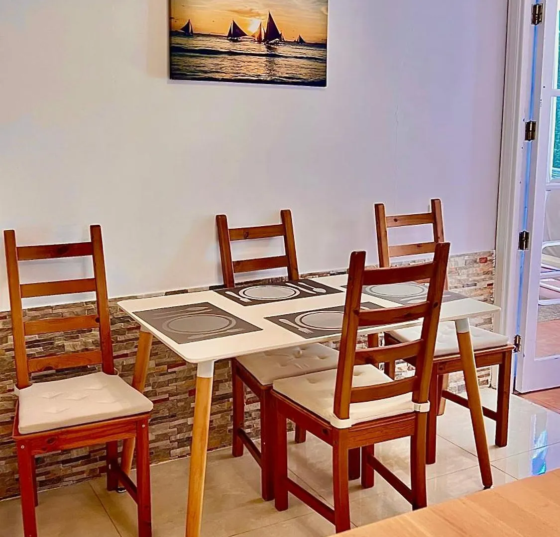 Cozy Two Bed Apartment. Costa Adeje  0*, Costa Adeje (Tenerife)