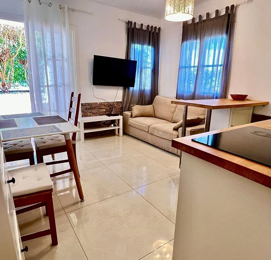 Cozy Two Bed Apartment. Costa Adeje